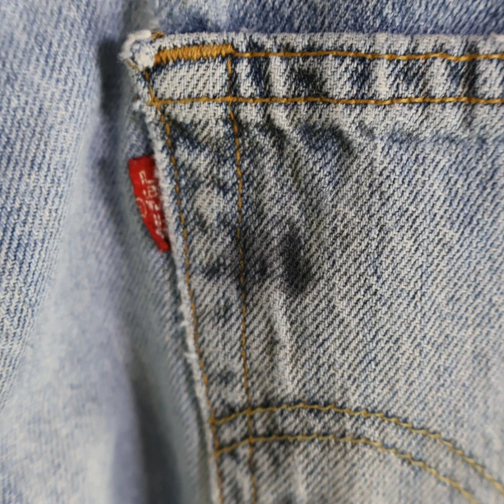 Vintage Levis 505 Regular Fit‎ Jeans 33x34 Grunge Distressed Light Wash Denim